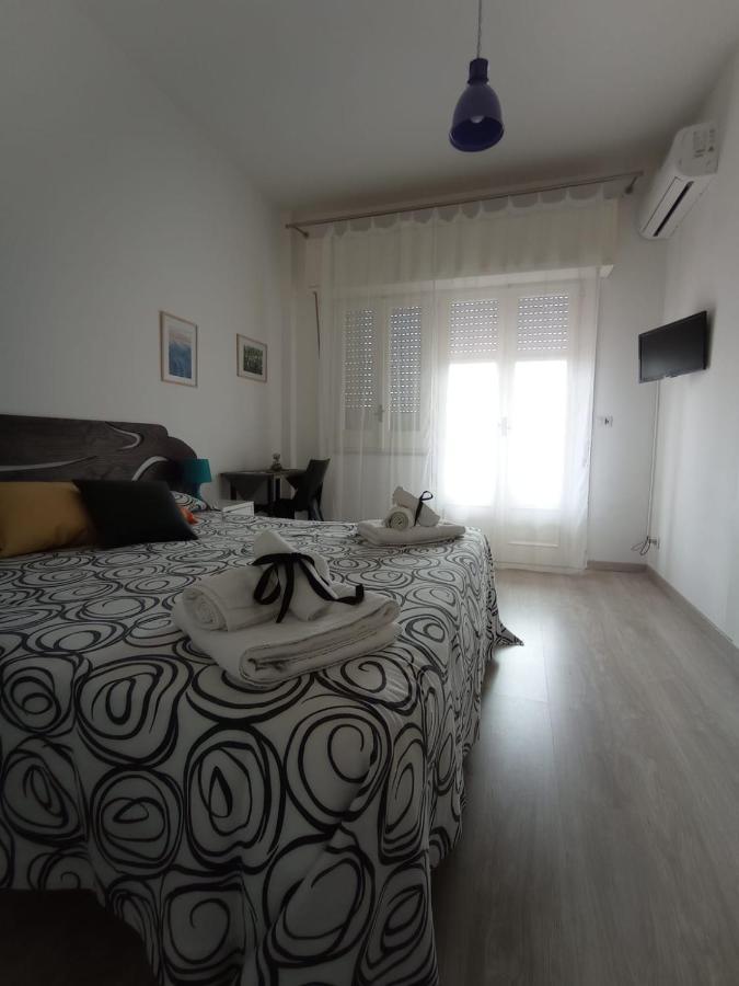 Idria B&B Barcellona-Pozzo di Gotto Ngoại thất bức ảnh