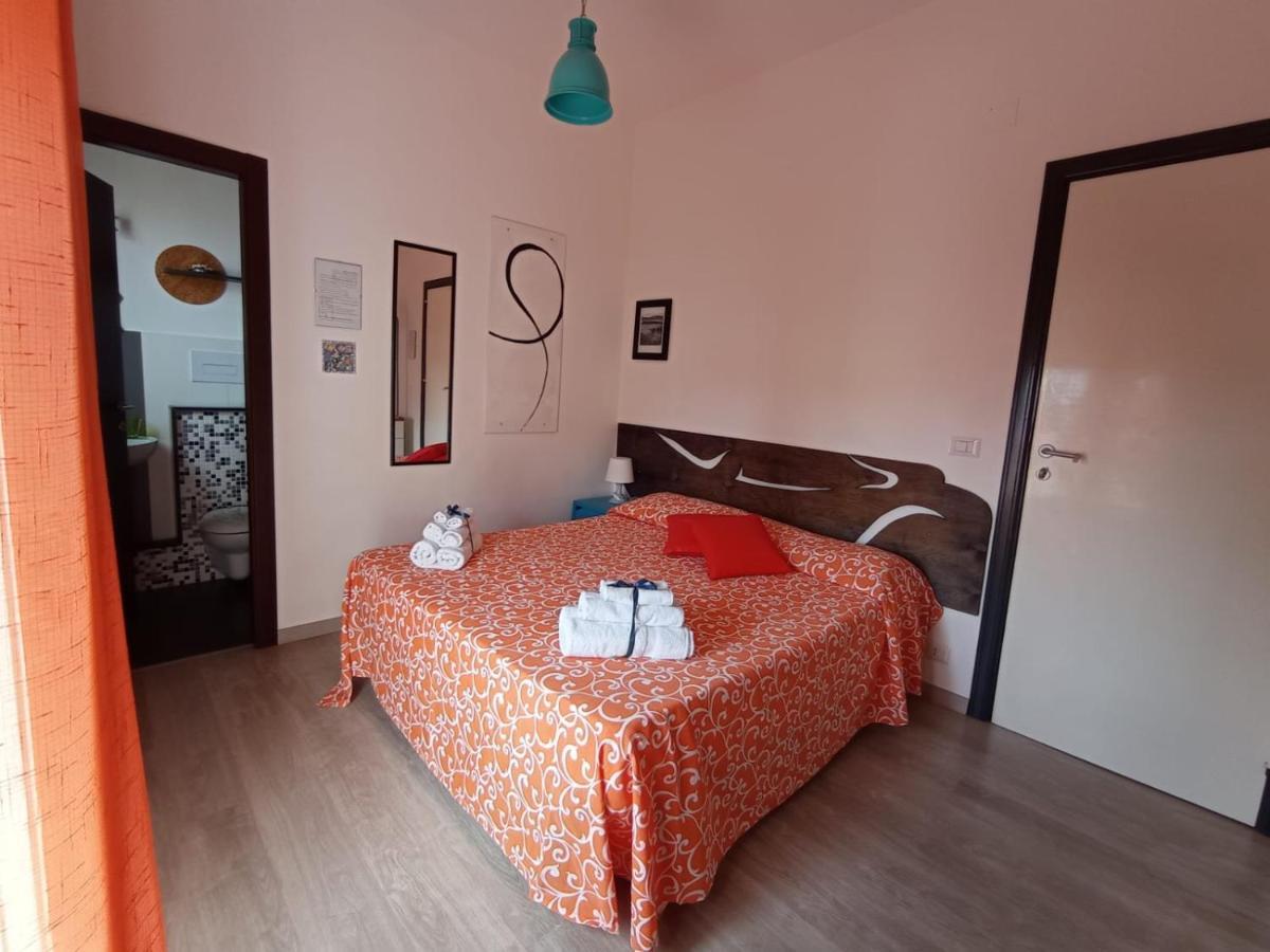 Idria B&B Barcellona-Pozzo di Gotto Ngoại thất bức ảnh